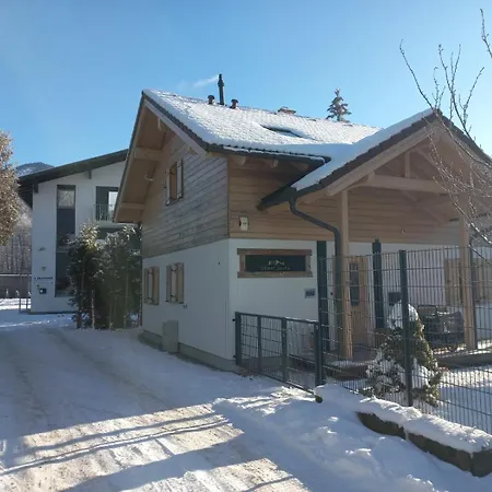 Dacha Mit Finnischer Sauna *