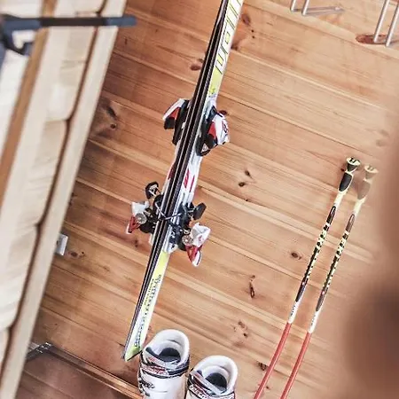 Dacha * زيل أم سي