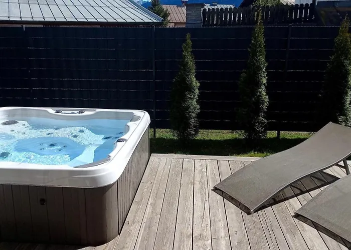 Dacha Mit Finnischer Sauna *